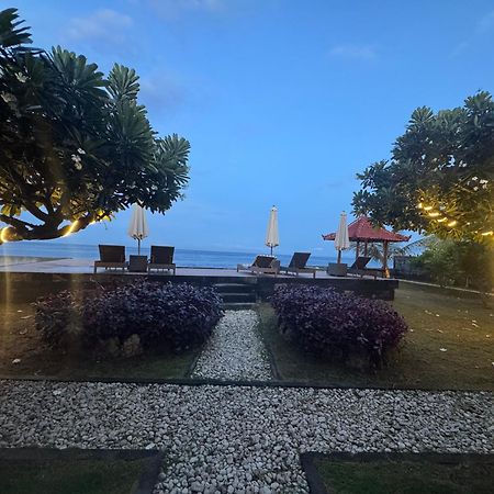 Cave Beach Bungalow Semaya 외부 사진