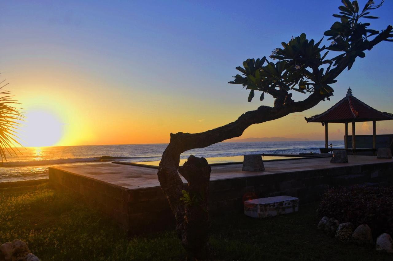 Cave Beach Bungalow Semaya 외부 사진