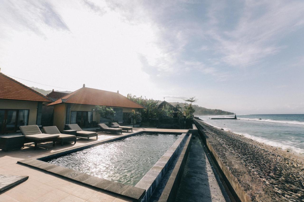 Cave Beach Bungalow Semaya 외부 사진