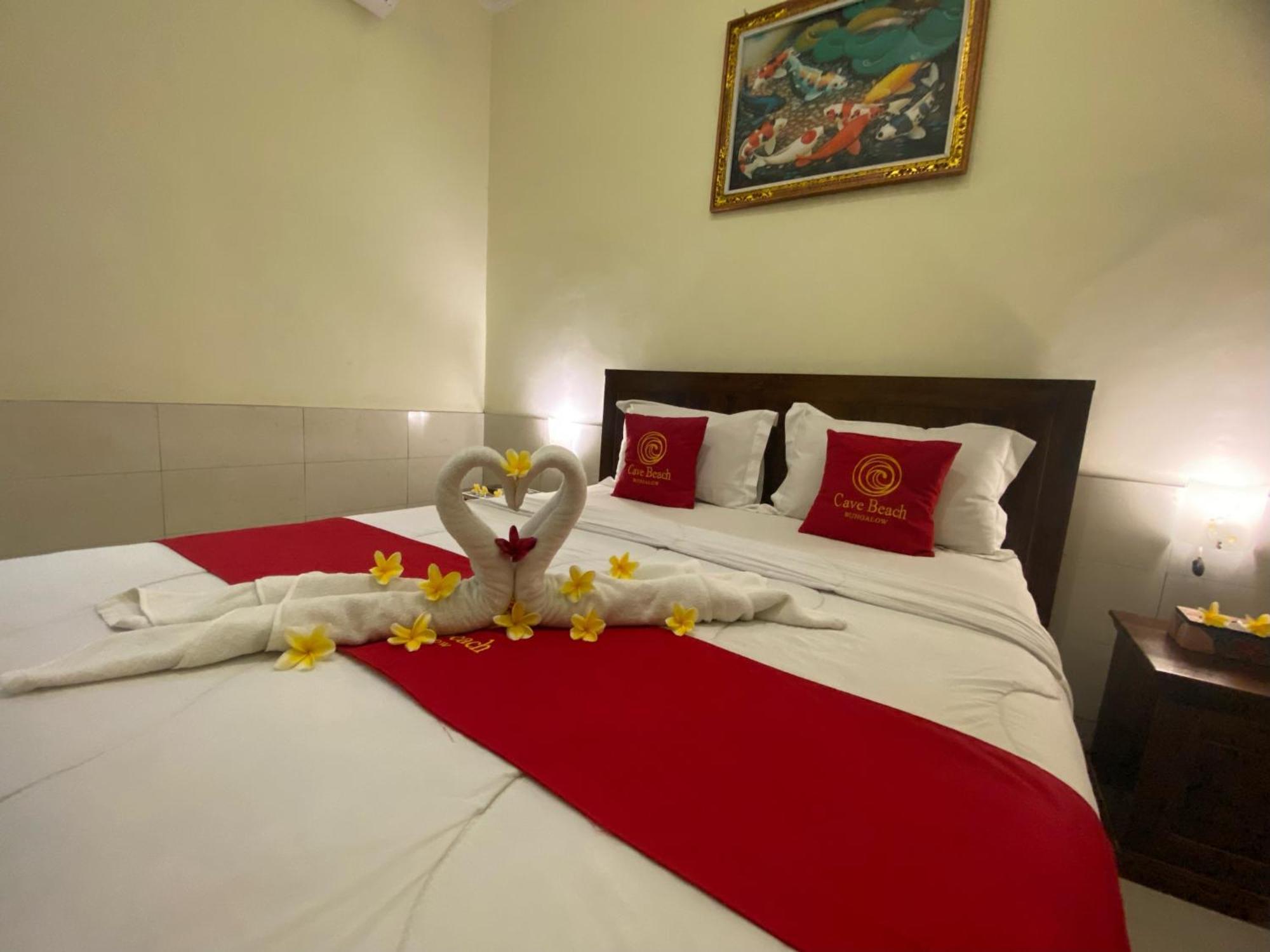 Cave Beach Bungalow Semaya 외부 사진