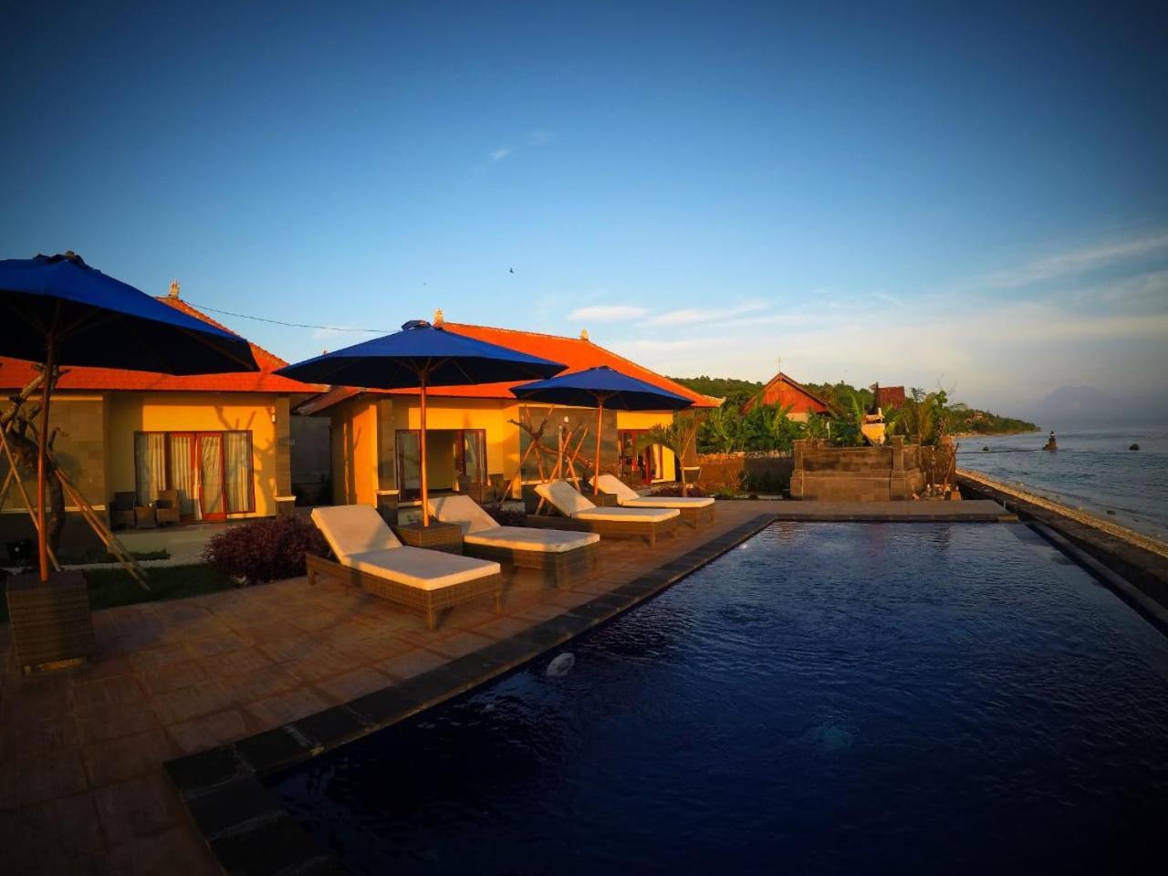 Cave Beach Bungalow Semaya 외부 사진